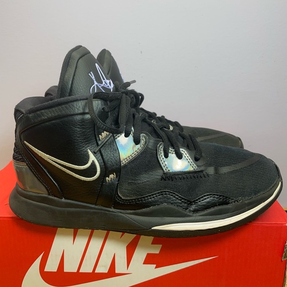 Nike Kyrie Infinity - Picture 3 of 6